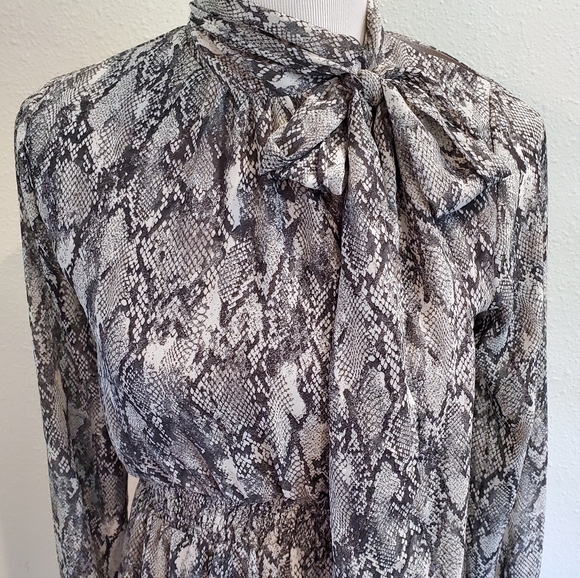 FAVLUX Snake Print Sheer Lined Dress Small - Picture 5 of 14
